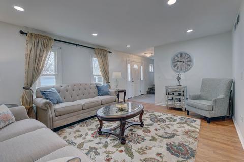 1180 Lexington Dr, Bartlett, IL 60103 photo 6