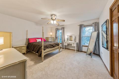 8648 Heather Dr, Burr Ridge, IL 60527 photo 25