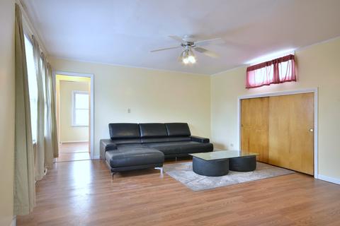 1043 E Algonquin Rd, Des Plaines, IL 60016 photo 19
