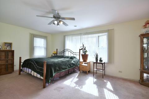 1043 E Algonquin Rd, Des Plaines, IL 60016 photo 13