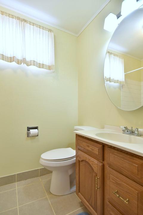 1043 E Algonquin Rd, Des Plaines, IL 60016 photo 20