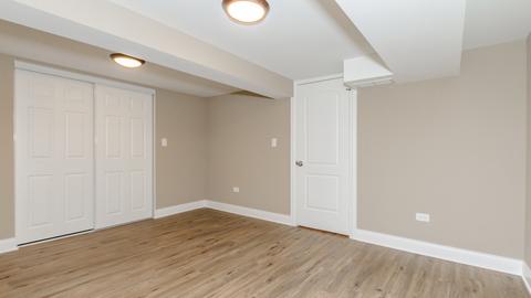 529 E 89th Pl, Chicago, IL 60619 photo 9