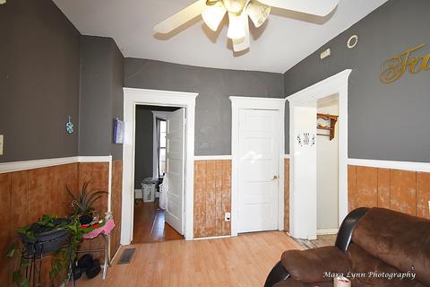 215 Bluff St, Aurora, IL 60505 photo 10