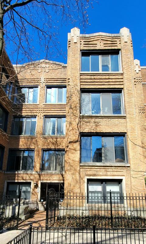 914 W Ainslie St #GE, Chicago, IL 60640