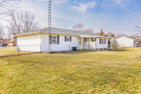 712 W Eureka St, Braidwood, IL 60408 photo 2
