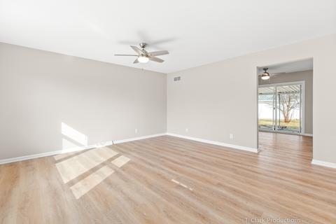 712 W Eureka St, Braidwood, IL 60408 photo 8