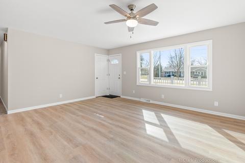 712 W Eureka St, Braidwood, IL 60408 photo 9