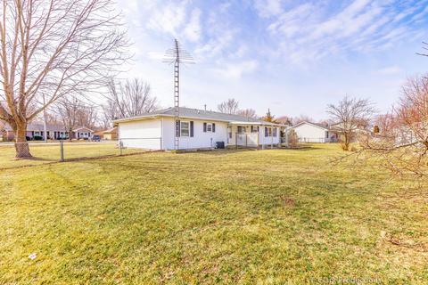 712 W Eureka St, Braidwood, IL 60408 photo 3