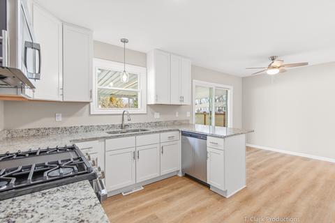 712 W Eureka St, Braidwood, IL 60408 photo 12
