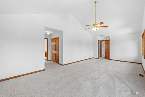 1490 Fox Path Ct, Hoffman Estates, IL 60192 photo 22