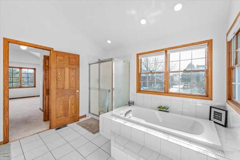 1490 Fox Path Ct, Hoffman Estates, IL 60192 photo 25