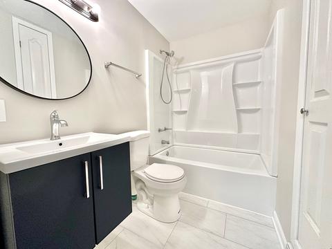 477 Sunset Dr, Elgin, IL 60123 photo 13