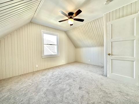 477 Sunset Dr, Elgin, IL 60123 photo 18