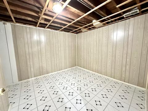 477 Sunset Dr, Elgin, IL 60123 photo 20