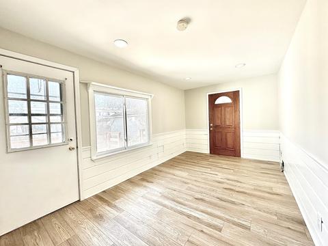 477 Sunset Dr, Elgin, IL 60123 photo 7