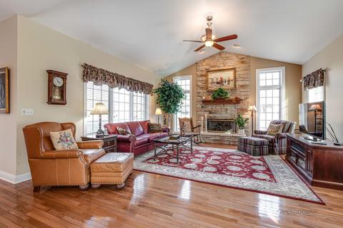 1489 Eagle Ridge Dr, Antioch, IL 60002 photo 12