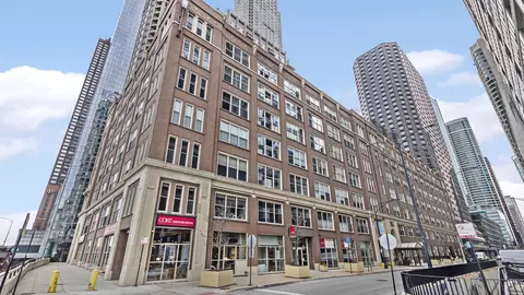 540 N Lake Shore Dr #606, Chicago, IL 60611