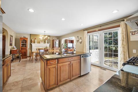 447 Smoketree Ln, Bartlett, IL 60103 photo 8