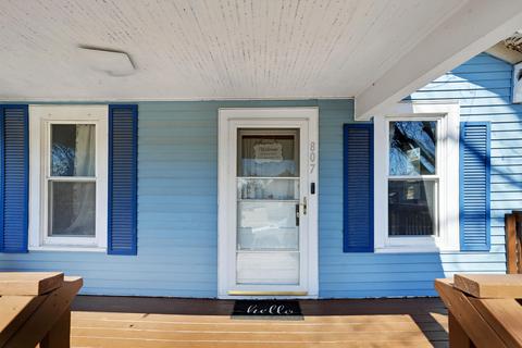 807 E Webster St, Clinton, IL 61727 photo 3