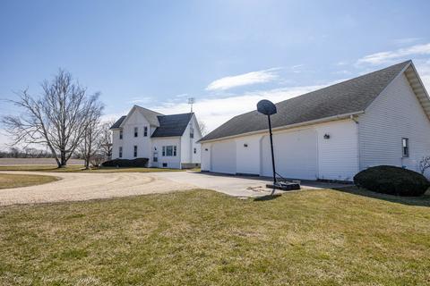 1137 Fisk Rd, Compton, IL 61318
