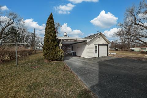 405 7th St, Mazon, IL 60444 photo 4