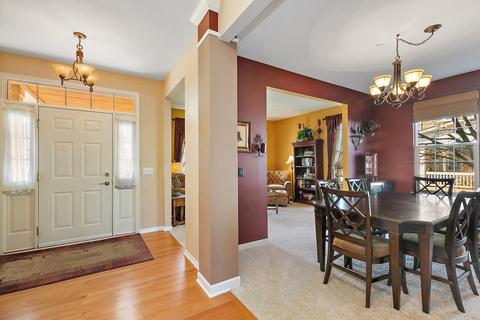 1416 Walnut Dr, West Dundee, IL 60118 photo 5