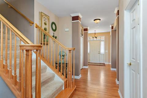 1416 Walnut Dr, West Dundee, IL 60118 photo 4