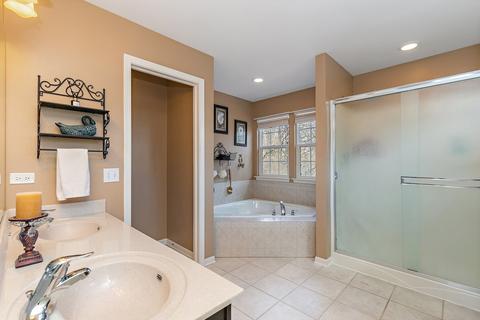 1416 Walnut Dr, West Dundee, IL 60118 photo 24