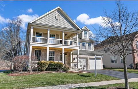 1416 Walnut Dr, West Dundee, IL 60118 photo 2