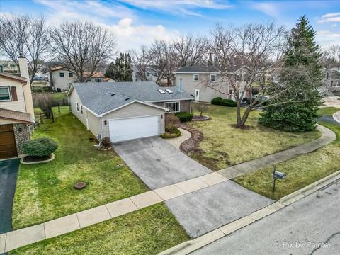 519 Heather Ln, Carol Stream, IL 60188 photo 3
