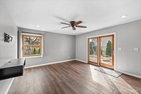 519 Heather Ln, Carol Stream, IL 60188 photo 16