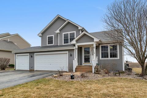 1601 Creekside Cir, Minooka, IL 60447 photo 1