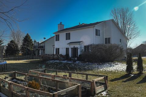 508 Cartwright Trl, Mchenry, IL 60050 photo 2