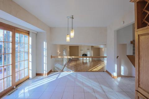 17 W073 Elm Ct, Willowbrook, IL 60527 photo 11
