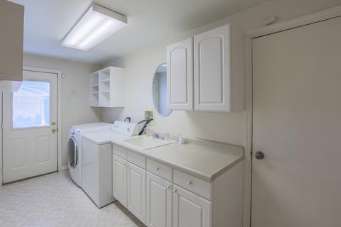 17 W073 Elm Ct, Willowbrook, IL 60527 photo 20