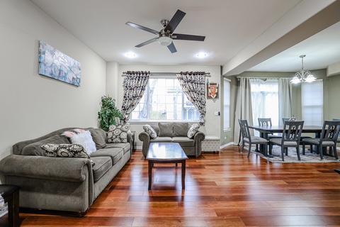 1322 Tamarack Dr, Bartlett, IL 60103 photo 8