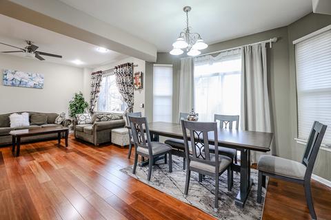 1322 Tamarack Dr, Bartlett, IL 60103 photo 9