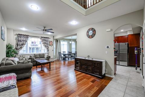 1322 Tamarack Dr, Bartlett, IL 60103 photo 7