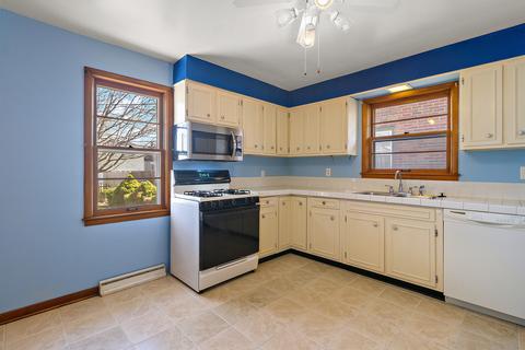 1018 S 8th Ave, Kankakee, IL 60901 photo 5