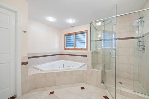 369 Geri Ln, Des Plaines, IL 60016 photo 20