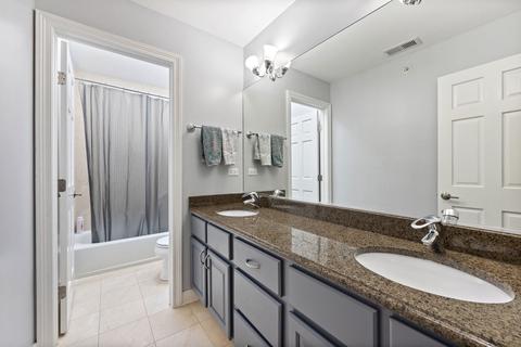 369 Geri Ln, Des Plaines, IL 60016 photo 23