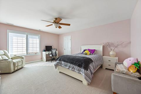 369 Geri Ln, Des Plaines, IL 60016 photo 21