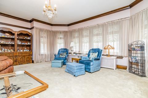 2933 Maple Ave, Berwyn, IL 60402 photo 5