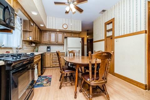 2933 Maple Ave, Berwyn, IL 60402 photo 31