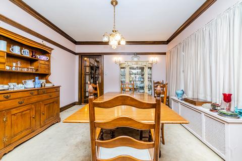 2933 Maple Ave, Berwyn, IL 60402 photo 10
