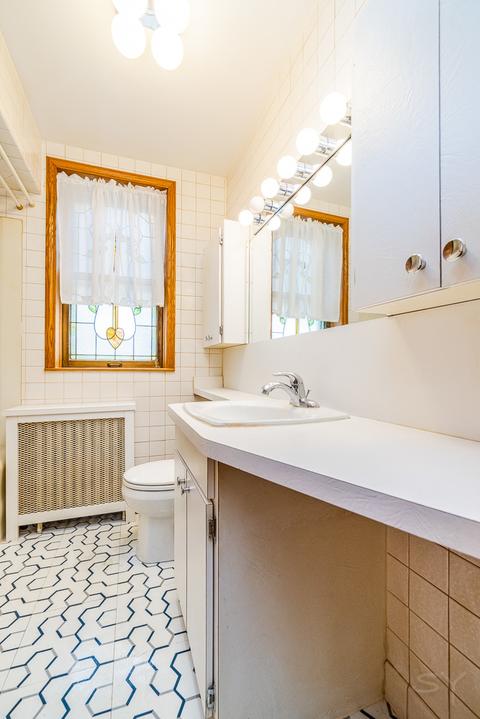 2933 Maple Ave, Berwyn, IL 60402 photo 13