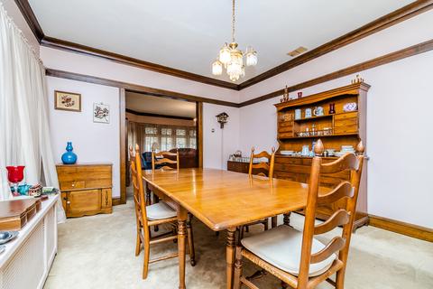 2933 Maple Ave, Berwyn, IL 60402 photo 11