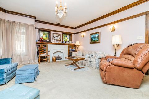 2933 Maple Ave, Berwyn, IL 60402 photo 4