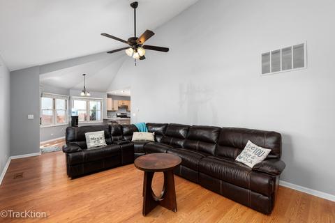 2008 Primrose Dr, Plainfield, IL 60586 photo 9