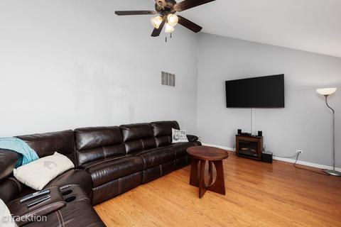 2008 Primrose Dr, Plainfield, IL 60586 photo 11